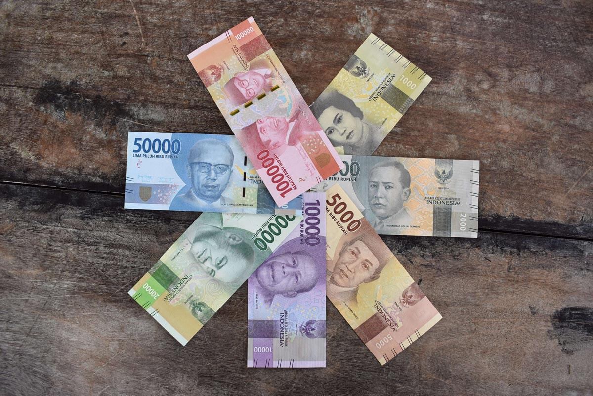 money currency exchange