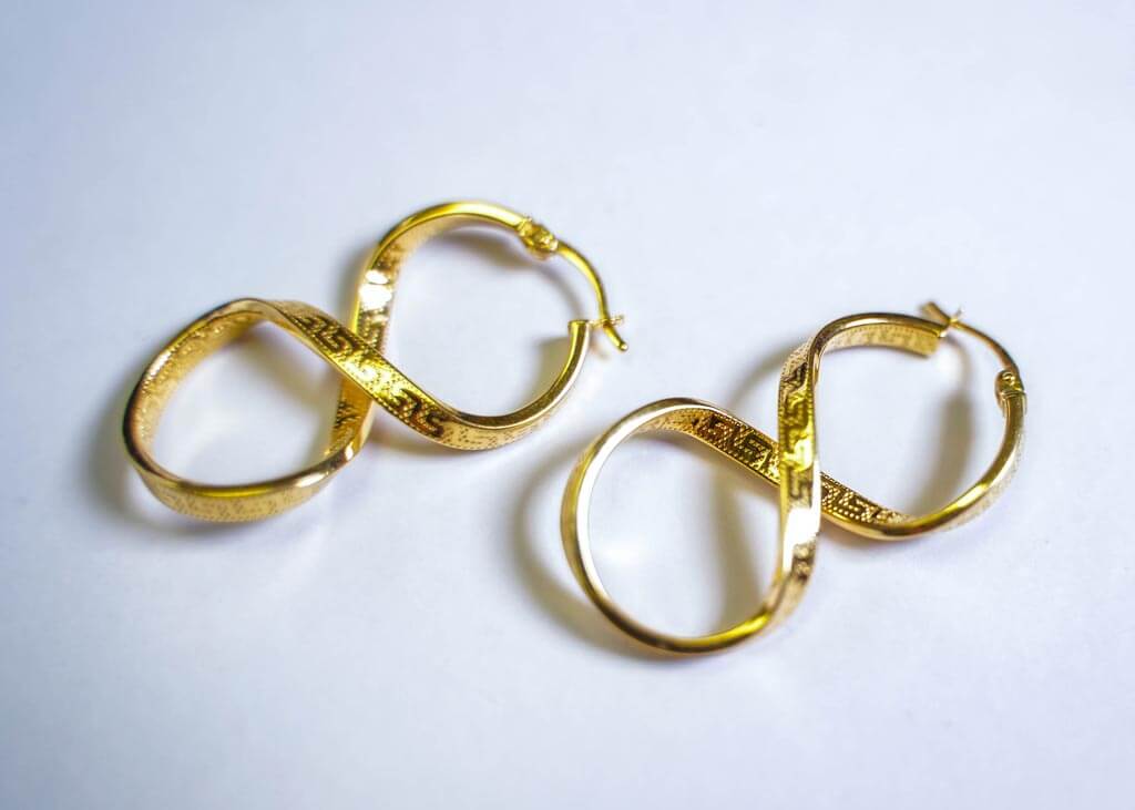 Infinity loop earrings