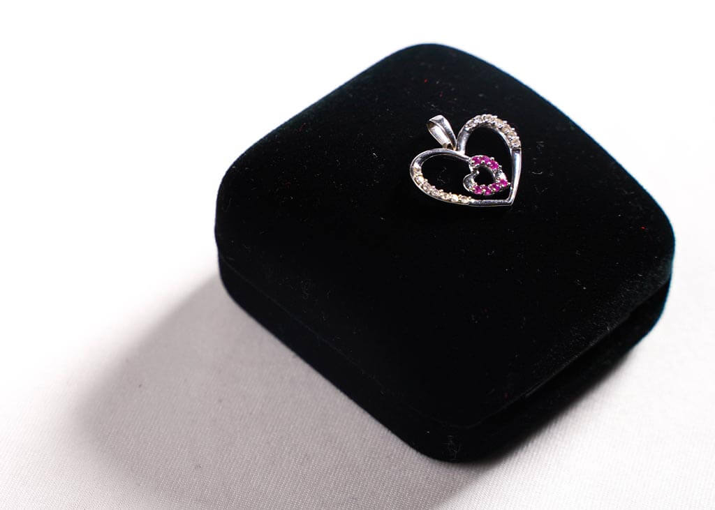 Silver heart pendant