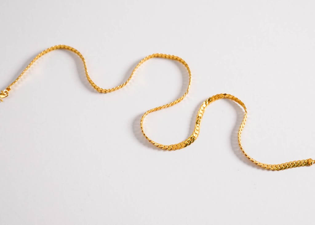Gold chain bracelet