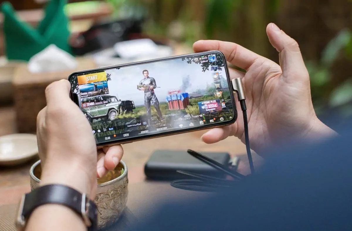 person-playing-PUBG-mobile